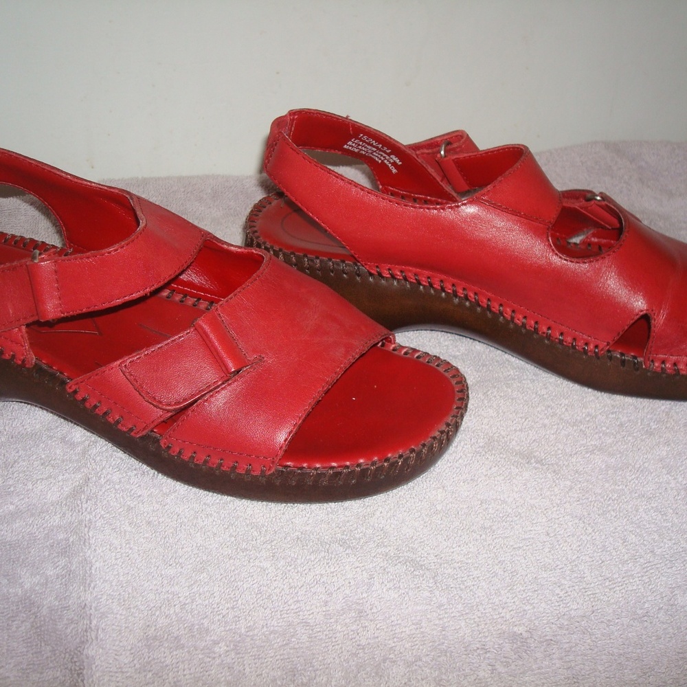 NATURALIZER, DORY FAUX LEATHER SHOE/SANDEL, #152NA